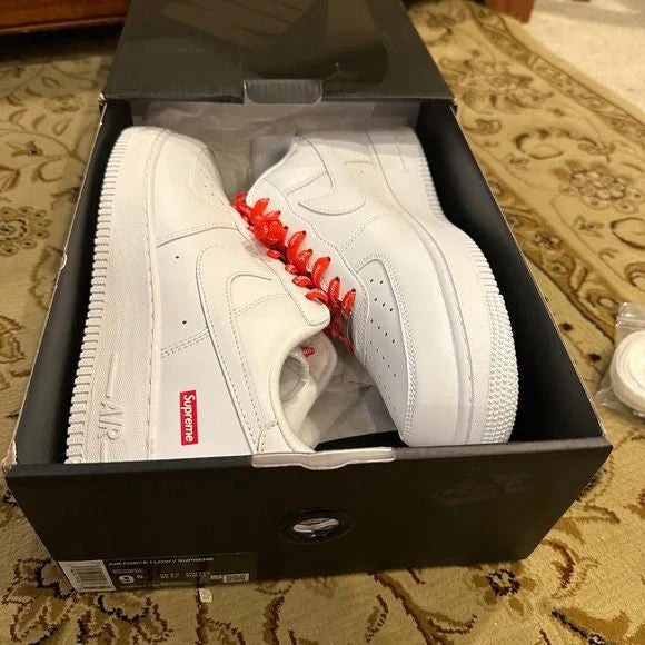 Nike x Supreme Air Force [White]
