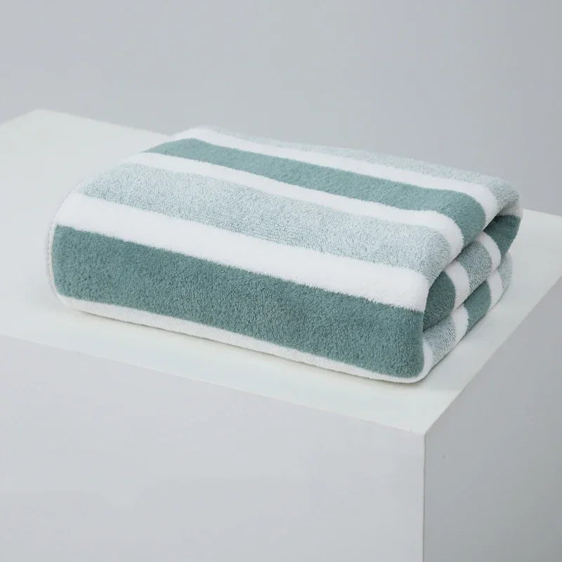 Towels : Soft and Comfortable BathTowels