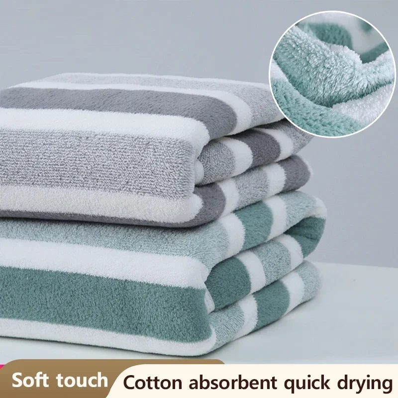 Towels : Soft and Comfortable BathTowels